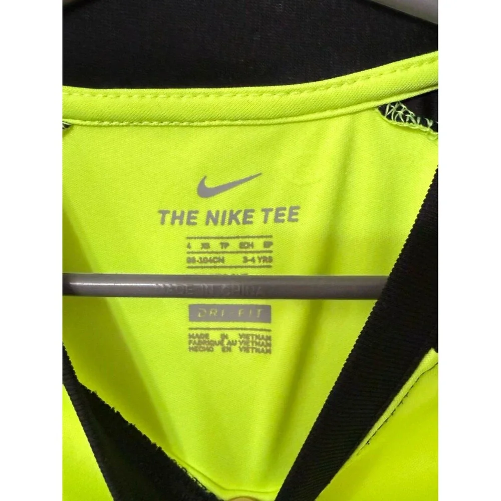 Nike Kids Neon Yellow and Black Long Sleeve high viz shirt size 4